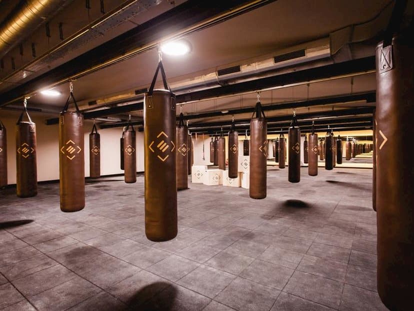 Clock looking fitness machine